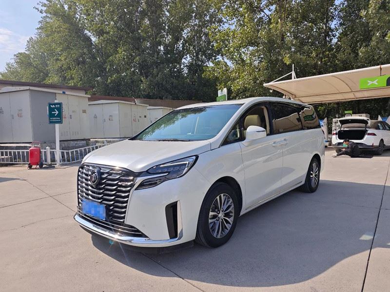 Buick GL8 ES 2024
